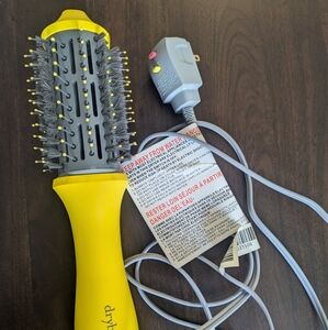 dry bar double shot blow dryer great condition